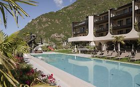 Amaris Suites